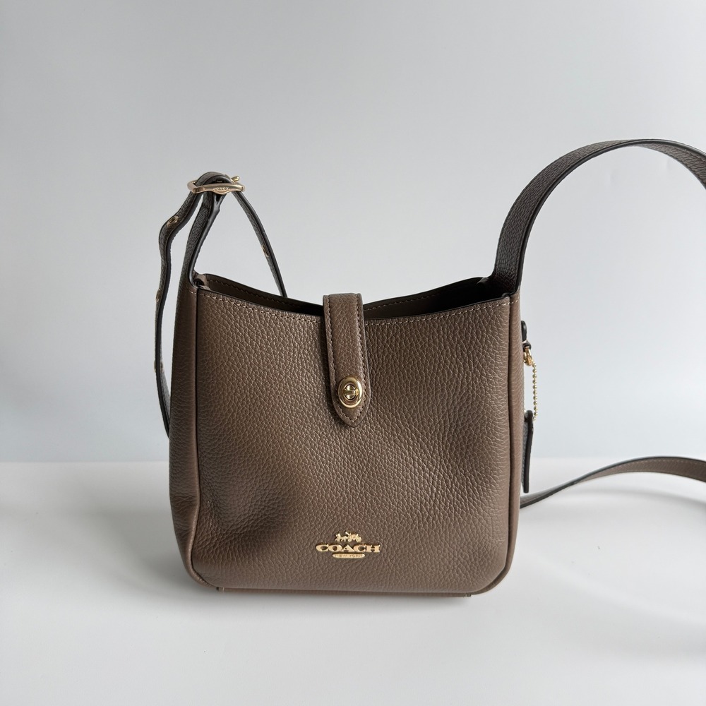Coach Hadley 21 Messenger Dark Stone Pebble Leather Crossbody Bag CAL60